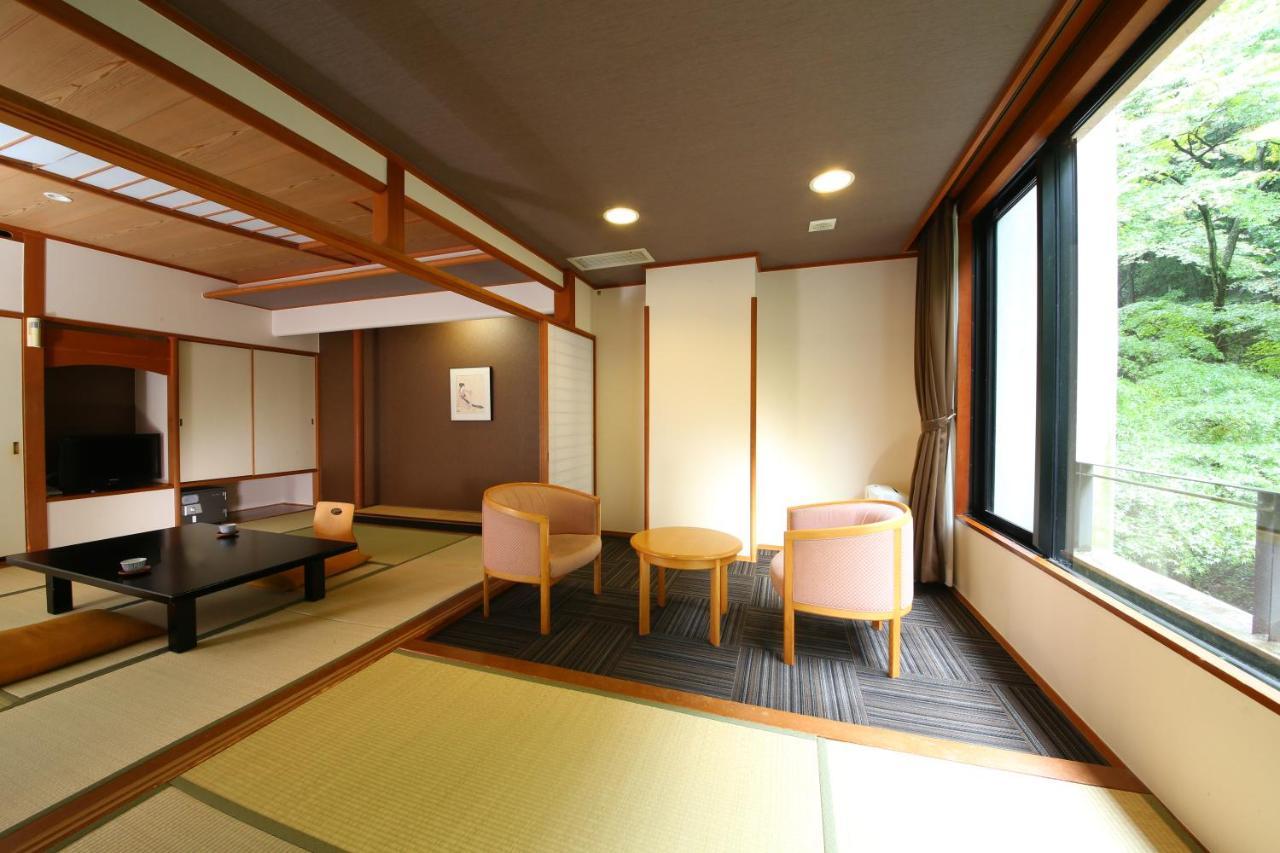 Ooedo Onsen Monogatari Ikaho Hotel Shibukawa Exterior foto