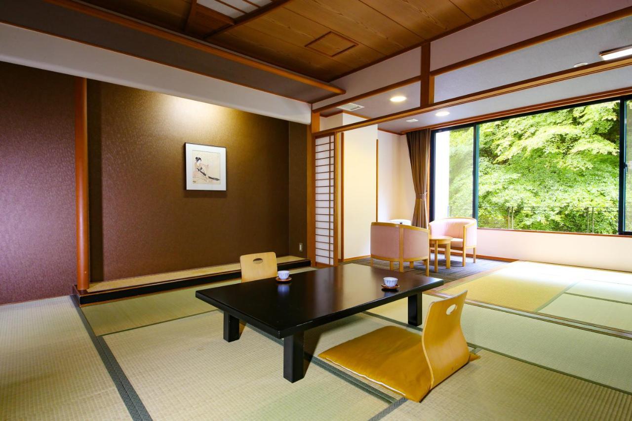 Ooedo Onsen Monogatari Ikaho Hotel Shibukawa Exterior foto