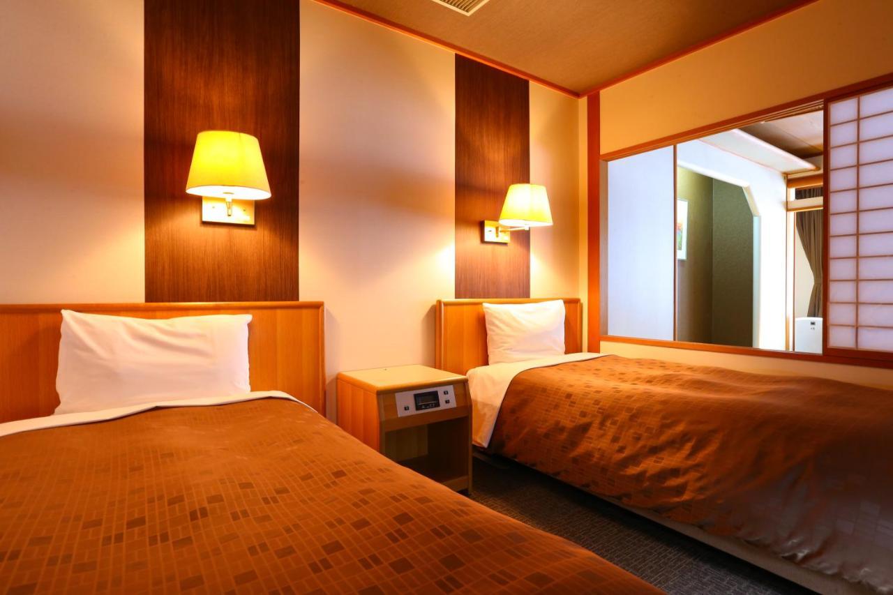 Ooedo Onsen Monogatari Ikaho Hotel Shibukawa Exterior foto
