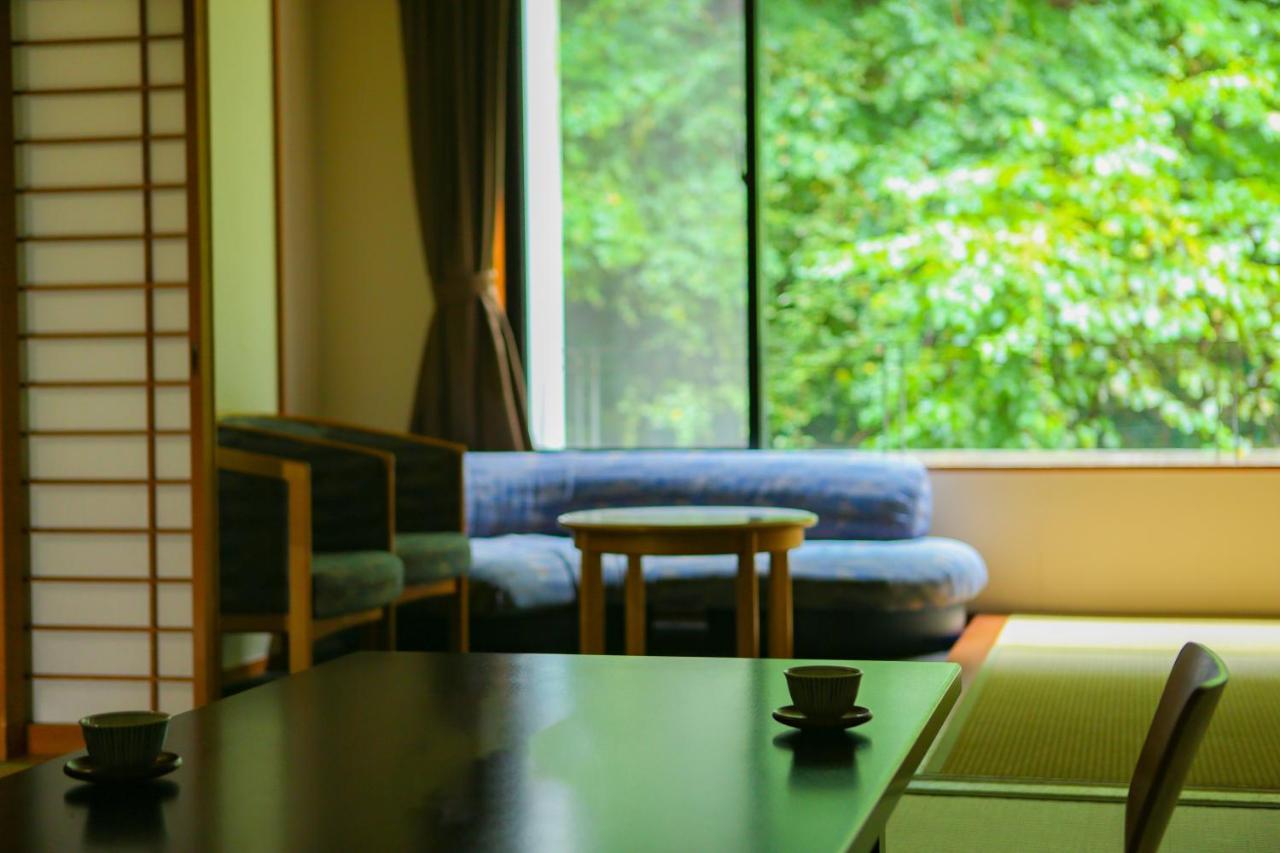 Ooedo Onsen Monogatari Ikaho Hotel Shibukawa Exterior foto